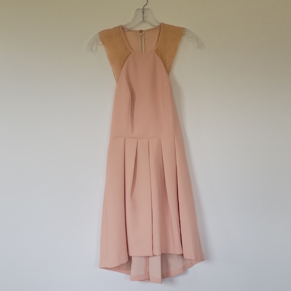 BCBGeneration Womens 4 Peach "Blush" Cocktail Dress W Back Cutouts + Lace Detail
